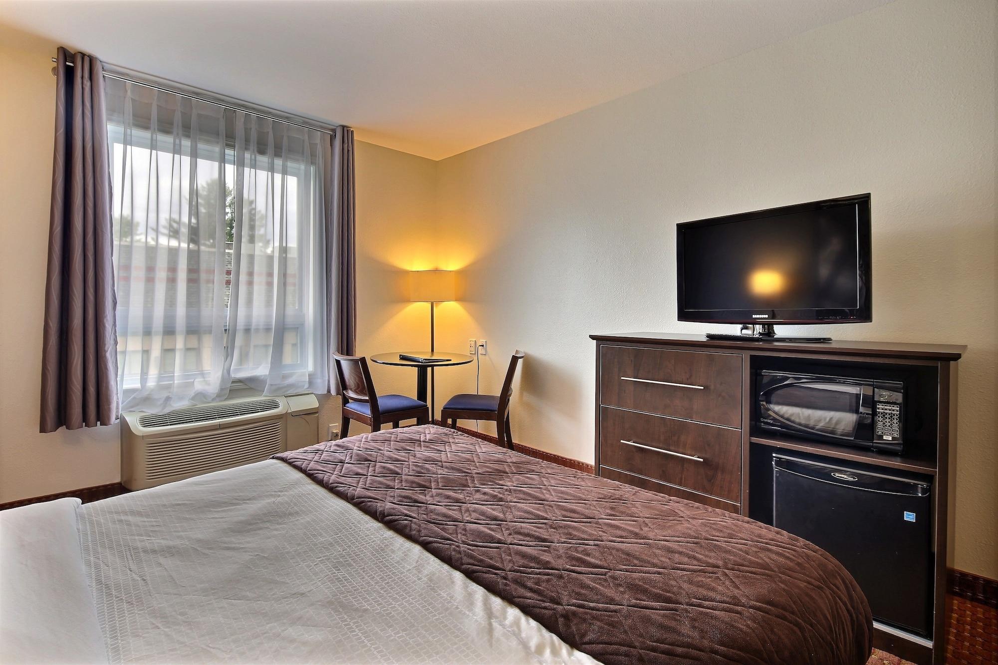 Super 8 By Wyndham Quebec Exteriér fotografie
