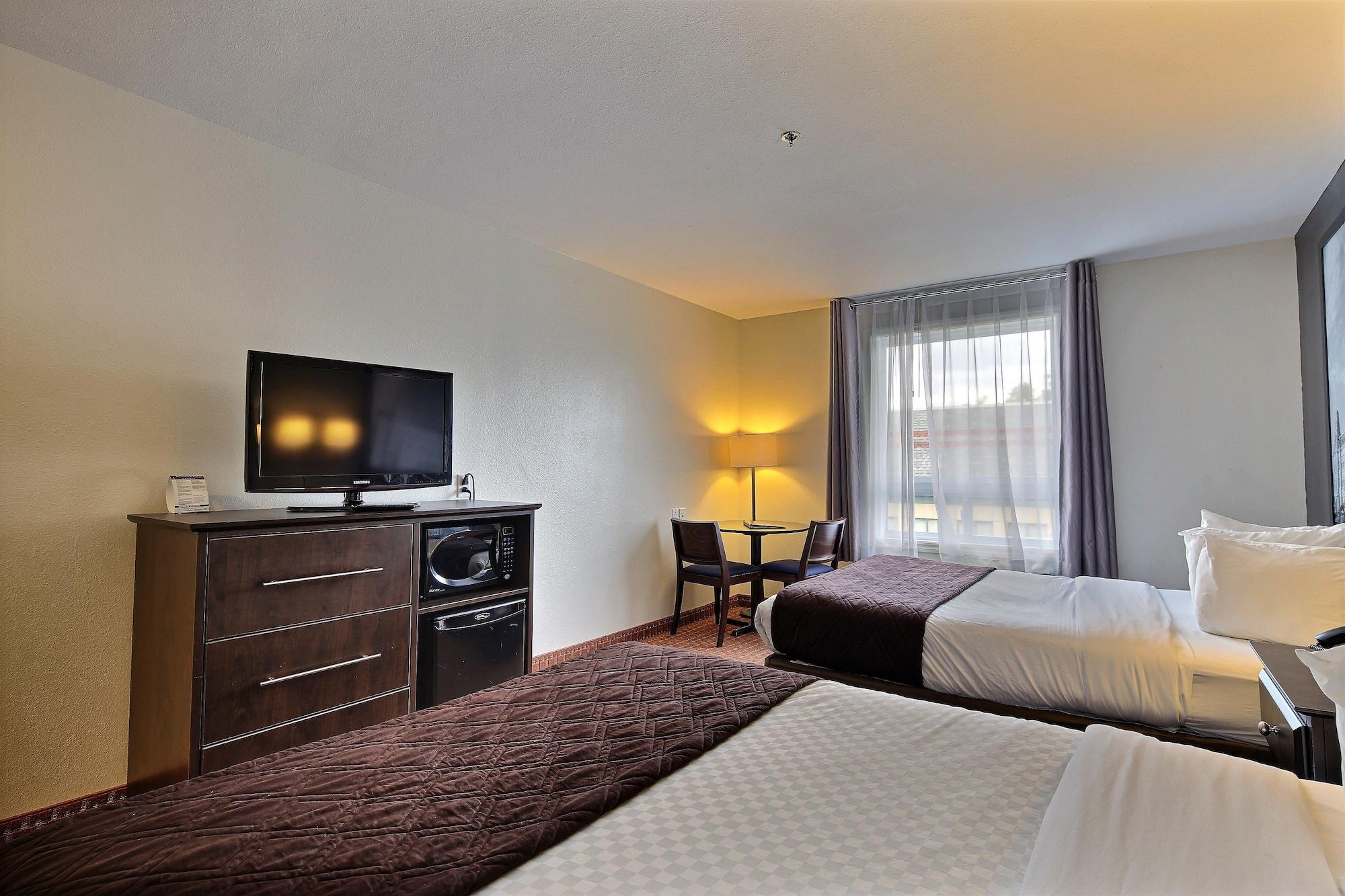 Super 8 By Wyndham Quebec Exteriér fotografie