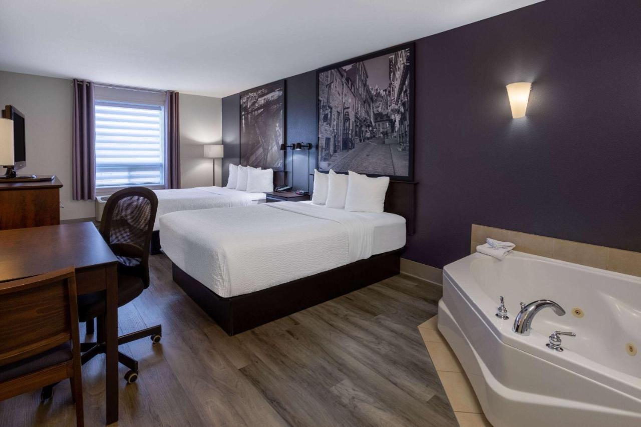 Super 8 By Wyndham Quebec Exteriér fotografie